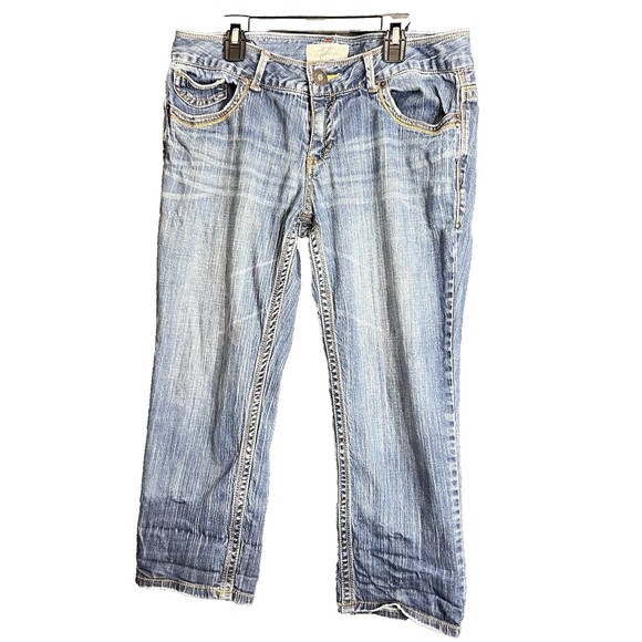 Aeropostale Capri Blue Jeans Womens Size 11/12 Denim Embroidered Pocket Summer - Picture 2 of 15